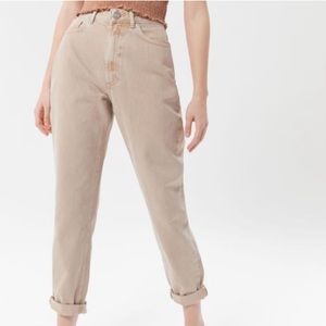 Urban Outfitters BDG Mom Jean - Almond Denim
